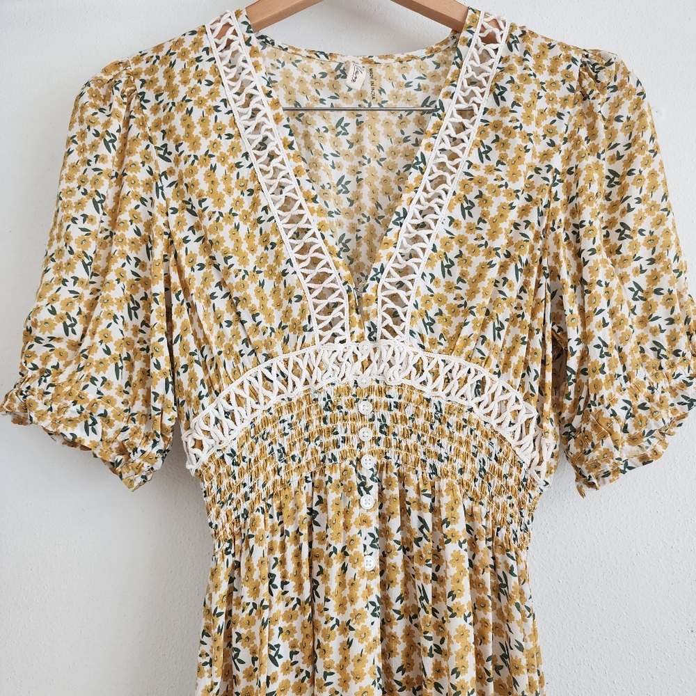 Elan Daisy Yellow Floral Crochet Trim Midi Dress Cottagecore Boho Smocked Small - Picture 4 of 12